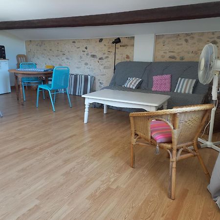 La Tour De L'Ange Hotel Hérépian Kültér fotó